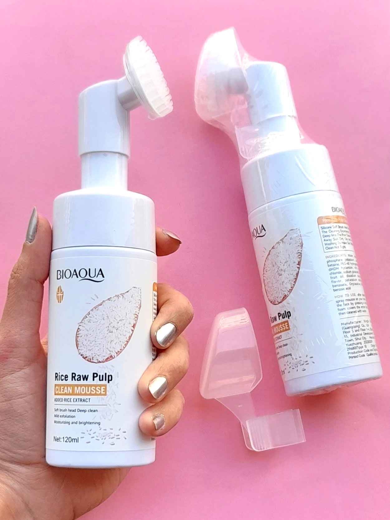 فوم شستشوی صورت برنج بیوآکوا همراه با فیس براش